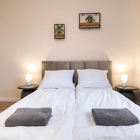 Apartament Lompy Gliwice Buitenkant foto