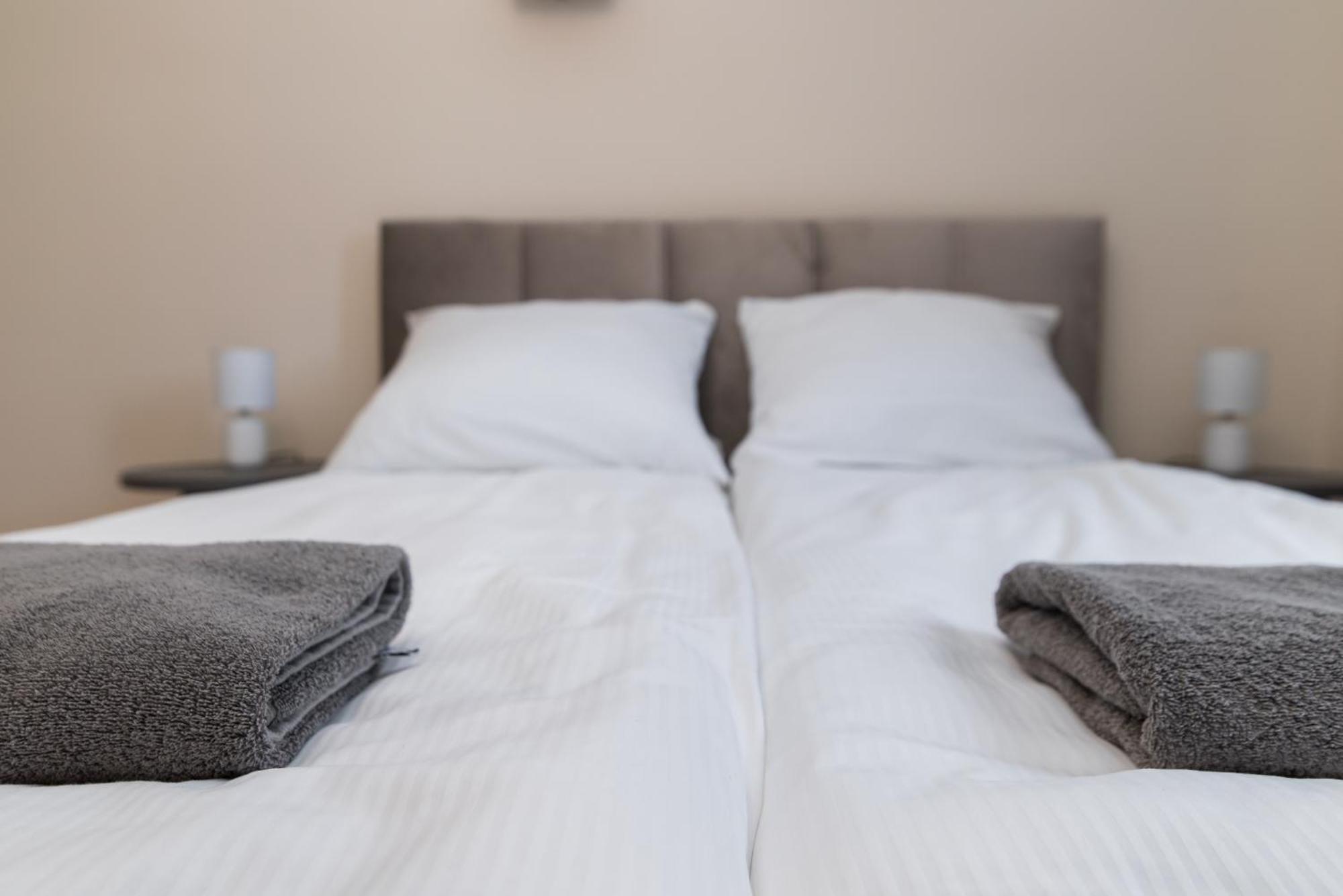 Apartament Lompy Gliwice Buitenkant foto